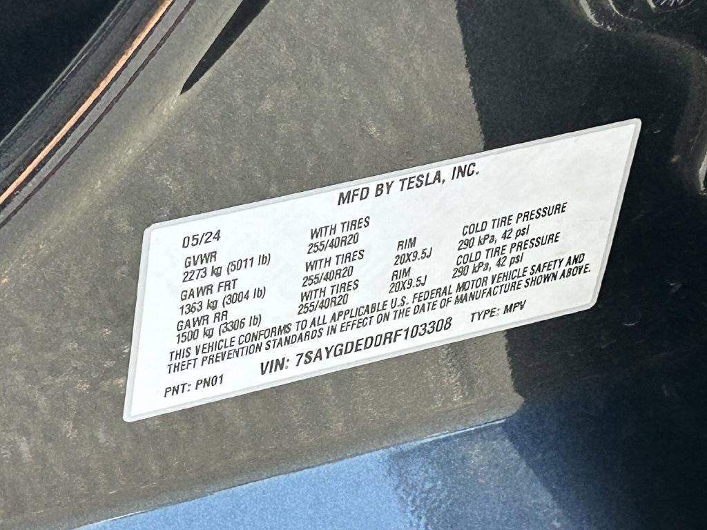 Used 2024 Tesla Model Y Long Range RWD image 29
