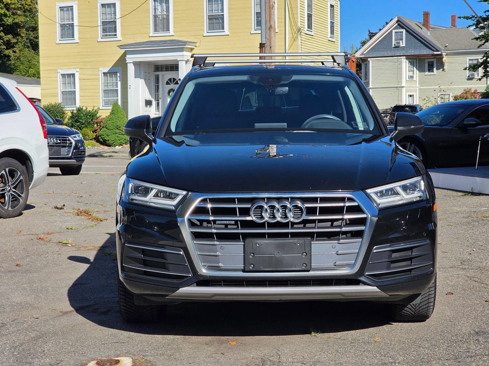 Used 2019 Audi Q5 2.0T Premium Plus w/ Premium Plus Package AWD/4WD image 2