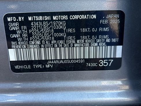 Used 2025 Mitsubishi Outlander Sport SE AWD/4WD image 3