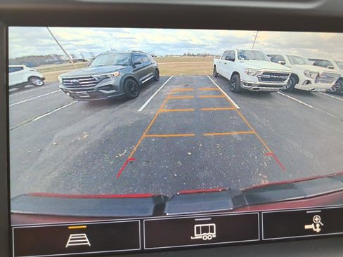 Used 2021 GMC Sierra 1500 AT4 image 7