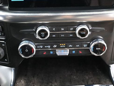 Used 2022 Ford F150 Lariat image 16