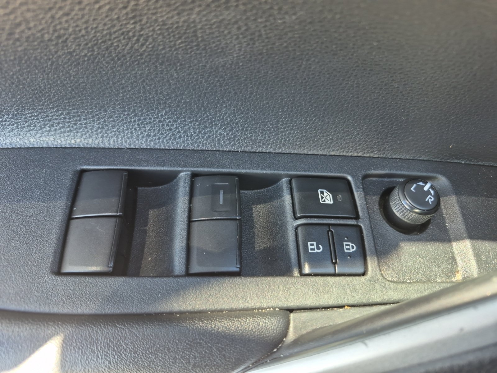 Certified 2025 Toyota Corolla Cross XLE AWD/4WD image 15