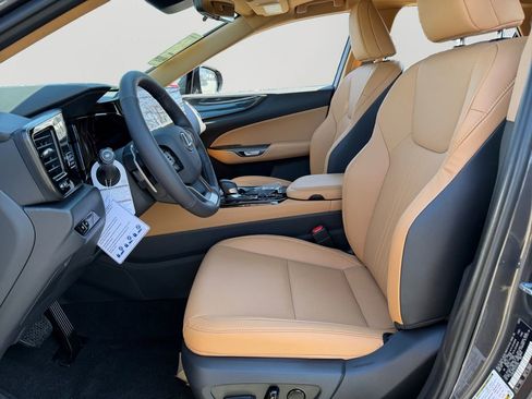 New 2026 Lexus NX 350h AWD w/ Premium Package image 12