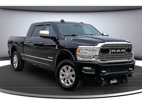 Used 2020 RAM 2500 Limited AWD/4WD image 2