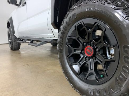 Used 2025 Toyota Tacoma TRD Pro image 42