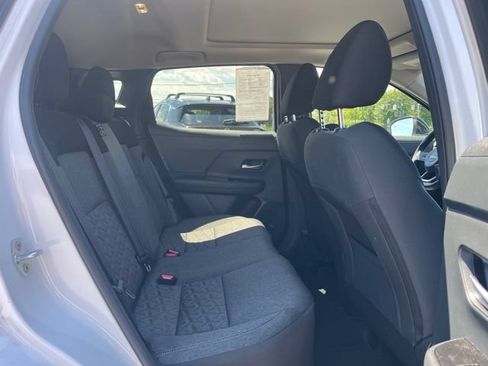 Certified 2026 Nissan Kicks SV w/ SV Premium Package AWD/4WD image 13