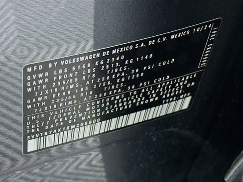 Used 2024 Volkswagen Tiguan Wolfsburg Edition image 12