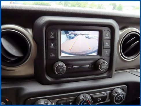 Certified 2020 Jeep Wrangler Unlimited Sport S AWD/4WD image 19