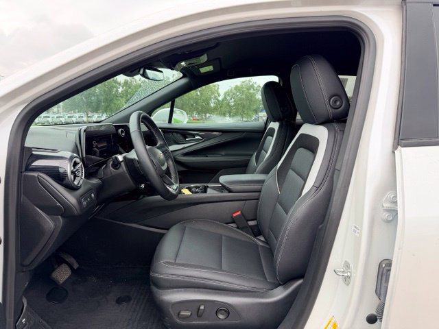 Used 2024 Chevrolet Blazer EV LT AWD/4WD image 7