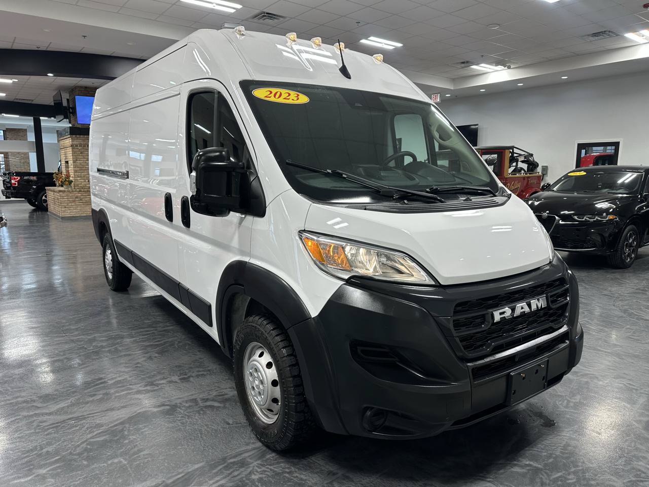 Used 2023 RAM ProMaster 2500 FWD image 3
