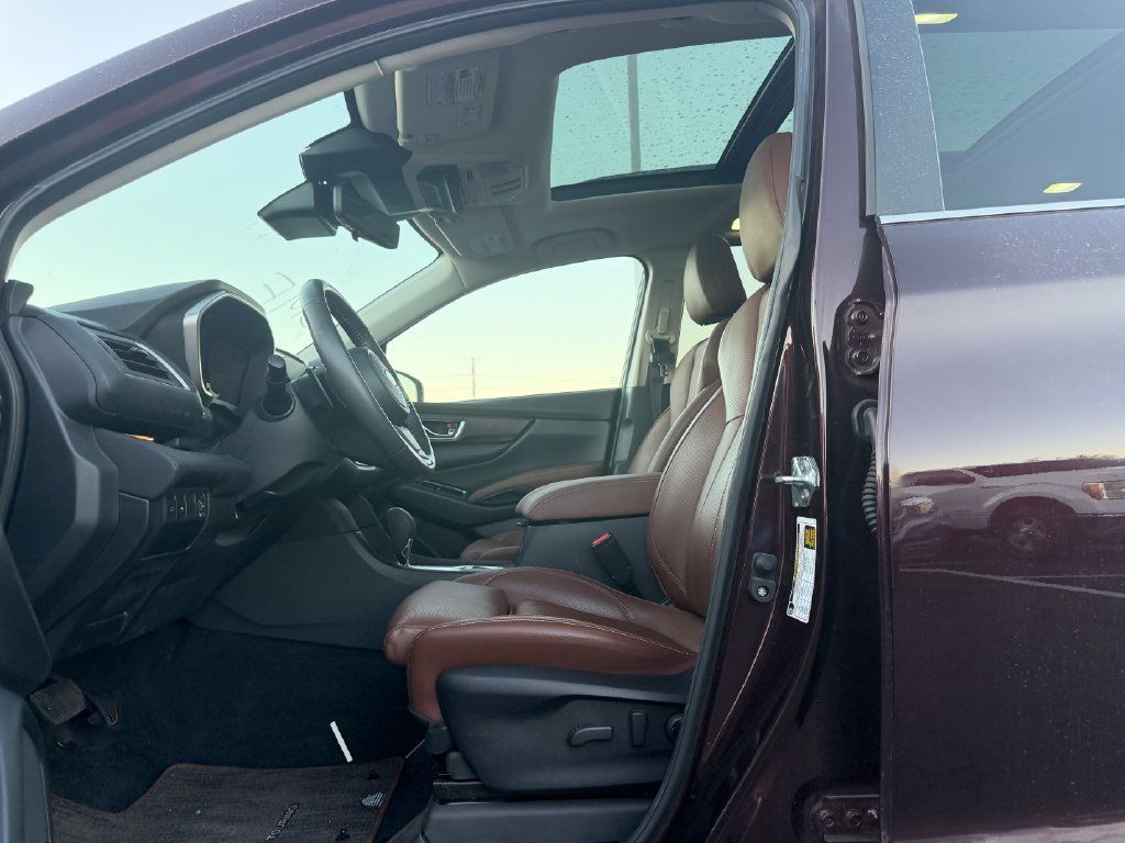 Used 2023 Subaru Ascent Touring AWD/4WD image 5