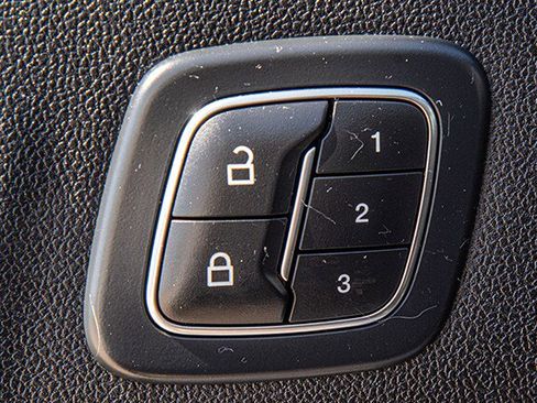Used 2023 Ford Escape Active w/ Tech Pack #2 AWD/4WD image 20