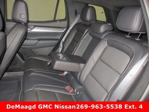 New 2026 GMC Terrain Elevation image 20