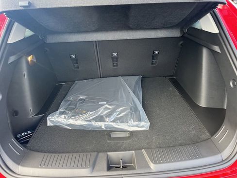 New 2026 Chevrolet Trax LT w/ Sunroof Package FWD image 5