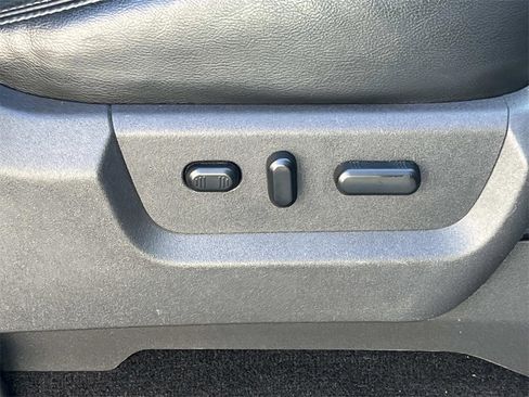 Used 2013 Ford F250 Lariat w/ Chrome Pkg image 20