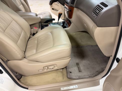 Used 2007 Lexus LX 470 4WD image 25