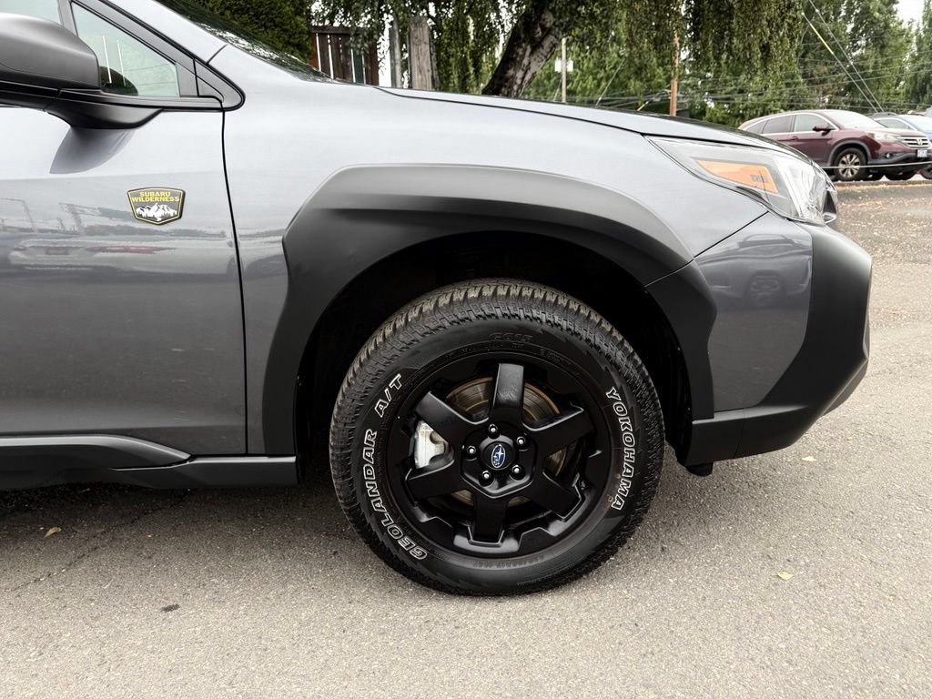 Used 2025 Subaru Outback Wilderness AWD/4WD image 11