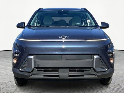 Used 2024 Hyundai Kona SEL AWD/4WD image 2