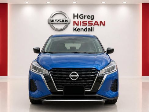 Used 2023 Nissan Kicks S FWD image 2