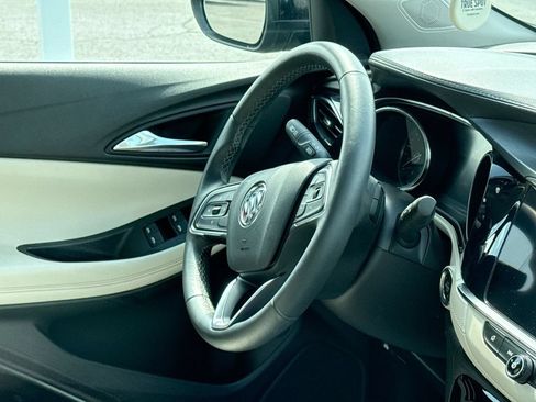 Used 2021 Buick Encore GX Select w/ Experience Buick Package FWD image 12