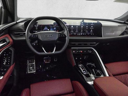 Certified 2025 Audi SQ5 Prestige w/ Prestige Package image 19