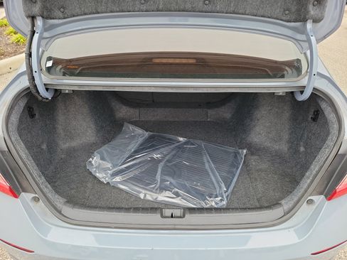 Used 2022 Honda Accord Sport image 11