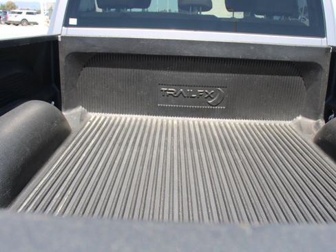 Used 2021 RAM 1500 Classic SLT AWD/4WD image 14