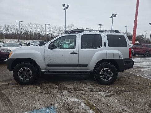Used 2014 Nissan Xterra PRO-4X w/ Pro-4x Leather Package image 4