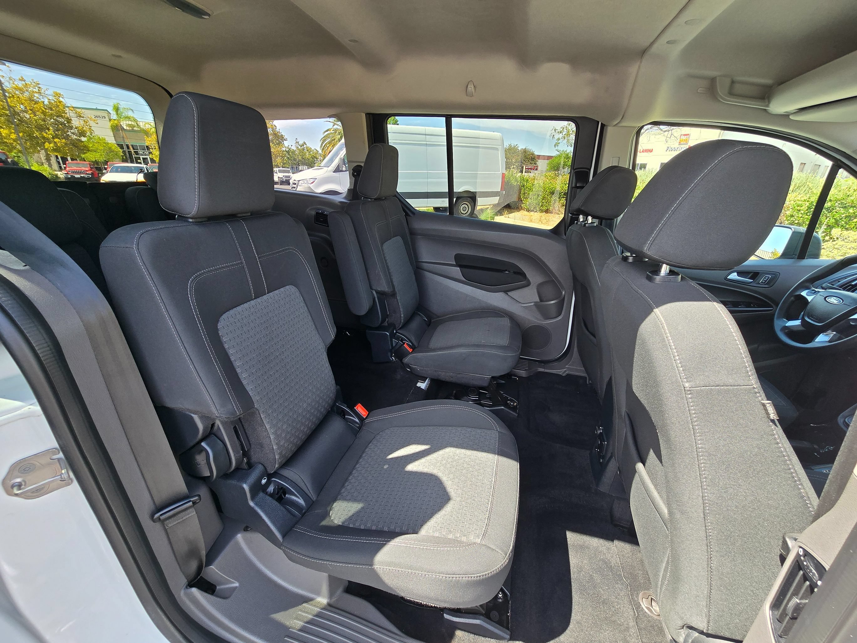 Used 2023 Ford Transit Connect XLT w/ Trailer Tow Package FWD image 33