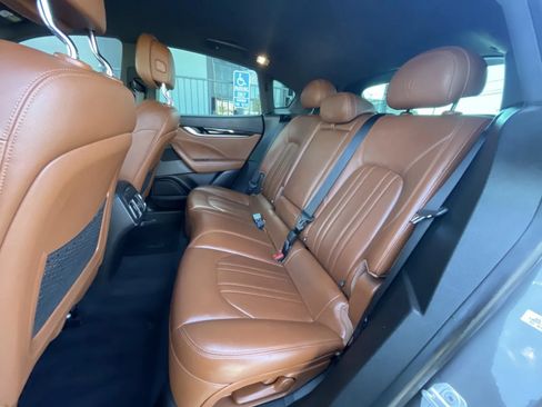 Used 2017 Maserati Levante AWD/4WD image 15