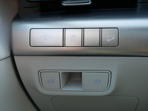 Certified 2026 Hyundai Kona Limited image 26