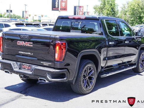 Used 2024 GMC Sierra 1500 Denali w/ Technology Package AWD/4WD image 25