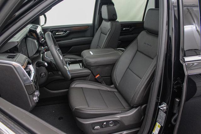 New 2026 GMC Yukon Denali w/ Sun & Power Step Package AWD/4WD image 11
