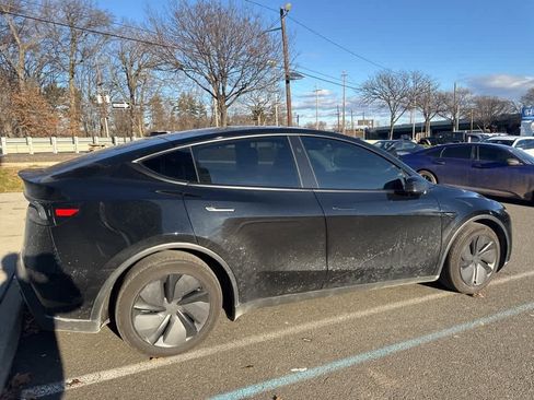 Used 2026 Tesla Model Y Long Range image 15