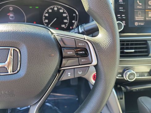 Used 2018 Honda Accord EX image 23