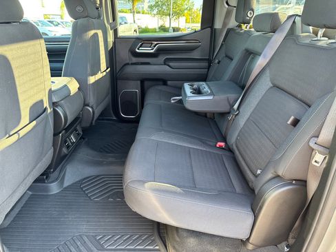 Certified 2024 GMC Sierra 1500 Elevation image 18