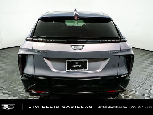 Used 2024 Cadillac Lyriq Sport w/ LPO, Floor Liner Package AWD/4WD image 28