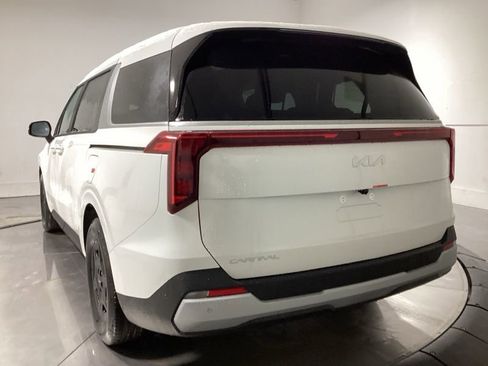 New 2026 Kia Carnival image 5