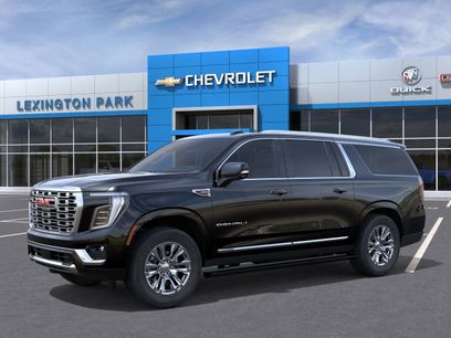 New 2026 GMC Yukon XL Denali w/ Sun & Power Step Package