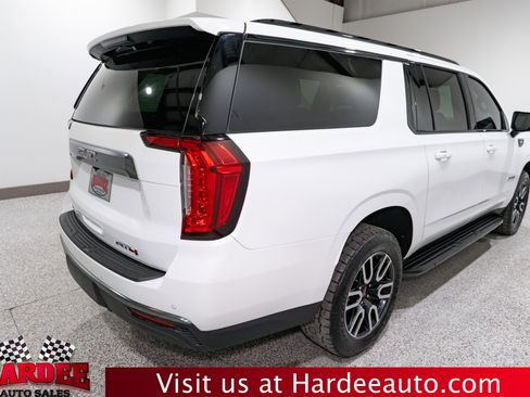 Used 2024 GMC Yukon XL AT4 image 5