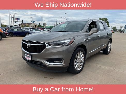 Used 2018 Buick Enclave Premium w/ Experience Buick Package FWD image 2