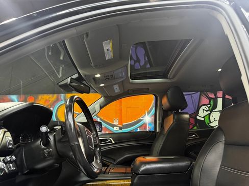 Used 2020 GMC Yukon Denali image 13
