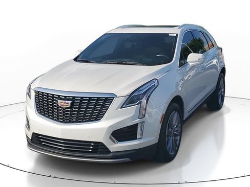 Certified 2023 Cadillac XT5 Premium Luxury w/ Technology Package AWD/4WD image 2