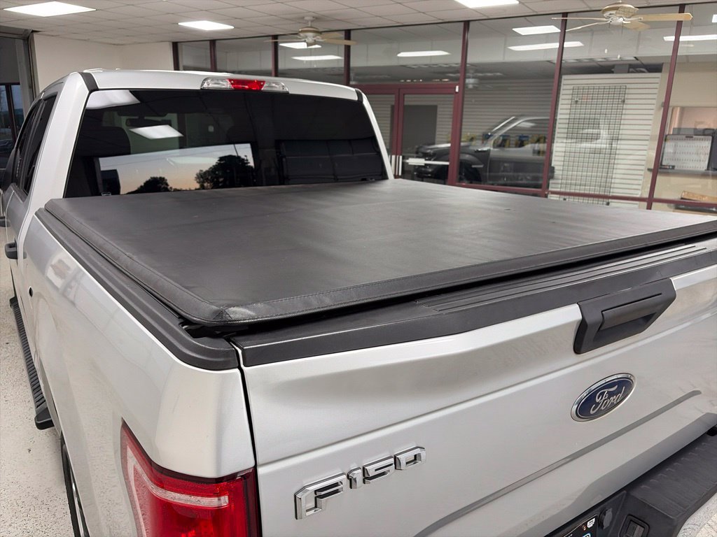 Used 2017 Ford F150 XLT RWD image 5