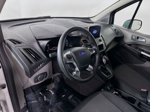 Used 2019 Ford Transit Connect XLT FWD image 14
