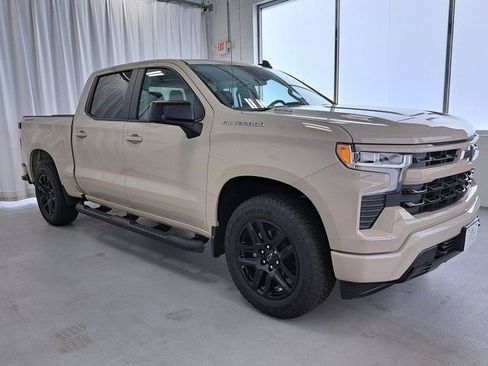 Used 2026 Chevrolet Silverado 1500 RST w/ RST Select Package AWD/4WD image 3