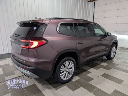 Used 2026 GMC Acadia Elevation w/ Elevation Premium Package AWD/4WD image 4