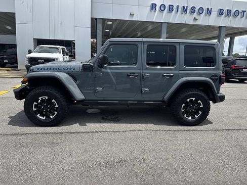 Used 2024 Jeep Wrangler Unlimited Rubicon 4xe AWD/4WD image 8