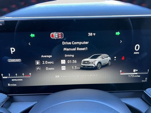 Used 2026 Nissan Kicks SR w/ SR Premium Package image 24