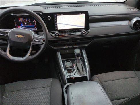 Used 2023 Chevrolet Colorado LT w/ LT Convenience Package II image 17